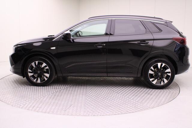 Opel Grandland 1.2 Turbo Level 3 | automaat | cruise control adaptief | navi | elektr. achterklep | verwarmde voorruit | climate control matrix | dode hoek | pdc v/a+ camera | stoel,stuurverwarming | keyless | bluetooth