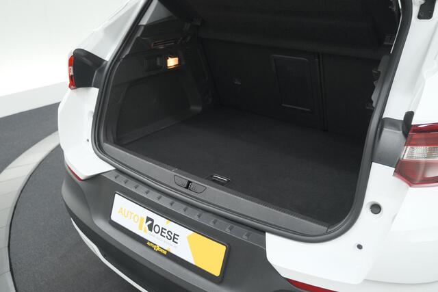 Opel Grandland 1.6 Turbo Plug-In Hybrid 4x4 Ultimate | Leder-pakket | Elektrische Kofferklep | 360 Camera | Adapieve Cruise Control