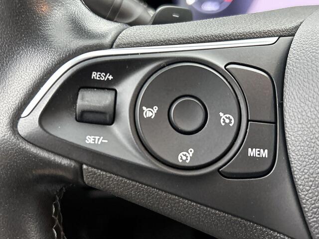 Opel Grandland 1.2 Turbo Business Edition | Navigatie | Parkeersensoren | Climate control | 18" Lichtmetalen velgen