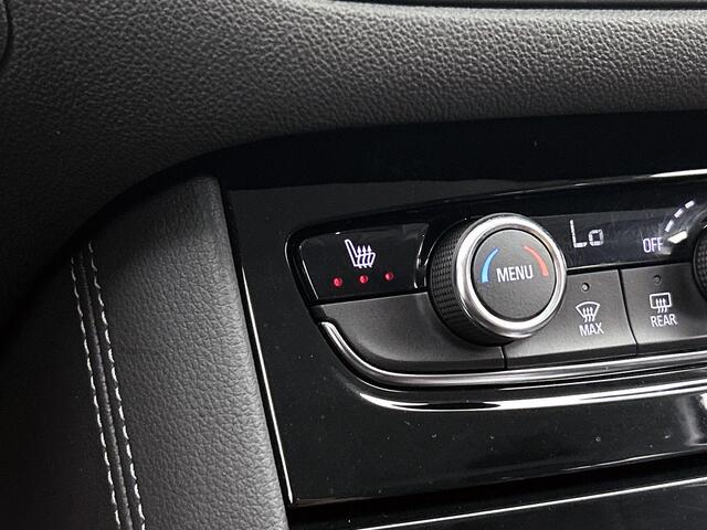 Opel Grandland 1.6 Turbo Plug-In Hybrid 4x4 GSe || 300 PK! | | 19" LM Velgen || Camera || Winterpack || PDC || Full Opties