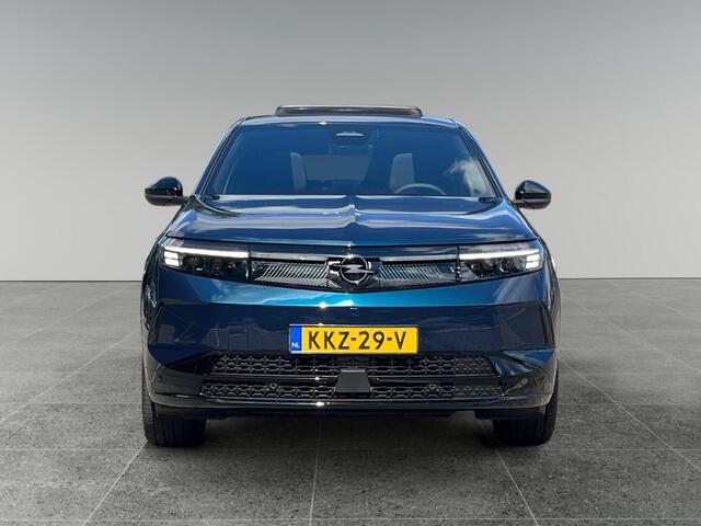 Opel Grandland Electric Business Edition 97 kWh 230pk | ALCANTARA | 20 INCH LM-VELGEN | SCHUIF/KANTELDAK | MEMORY STOELEN | ADAP CRUISE CONTROL | NAVI | 360 GRADEN CAMERA | APPLE CARPLAY/ANDROID AUTO |