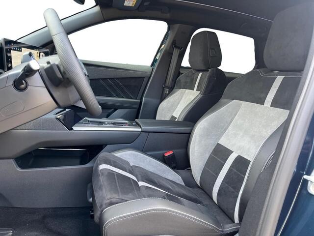 Opel Grandland Electric Business Edition 97 kWh 230pk | ALCANTARA | 20 INCH LM-VELGEN | SCHUIF/KANTELDAK | MEMORY STOELEN | ADAP CRUISE CONTROL | NAVI | 360 GRADEN CAMERA | APPLE CARPLAY/ANDROID AUTO |