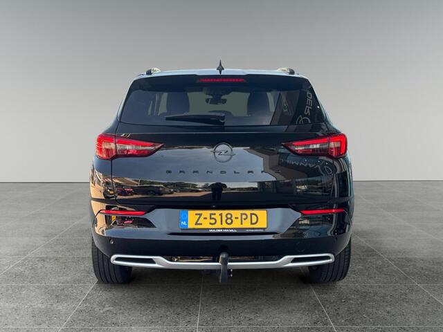 Opel Grandland Ultimate 1.6 PHEV Hybrid4 300pk e-EAT8 4x4 | TREKHAAK | MATRIX LED | ALCANTARA | NAVI | HANDSFREE A.KLEP | AGR-STOELEN | STOEL+STUURVERW. | PARK ASSIST | 360 CAMERA | MASSAGE