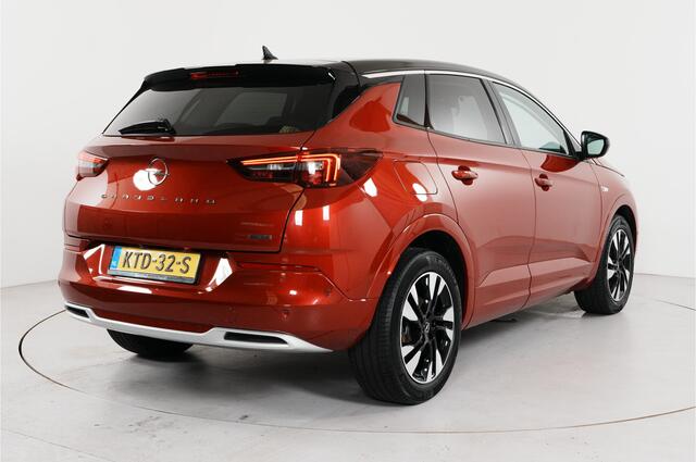 Opel Grandland 1.6 Turbo GS Line 225 pk PHEV | 360° Cam | Sport stoelen | Cruise Adaptief |