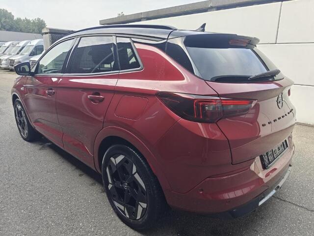 Opel Grandland 1.6 Turbo Plug-In Hybrid 4x4 GSe