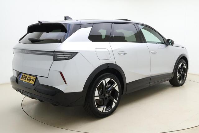 Opel Grandland 1.6 Turbo Plug-in-Hybrid Ultimate | Lederen bekleding | Panoramisch schuif/kantel dak | Stoelverwarming en ventilatie | Achterbankverwarming | Elektrische achterklep | Keyless