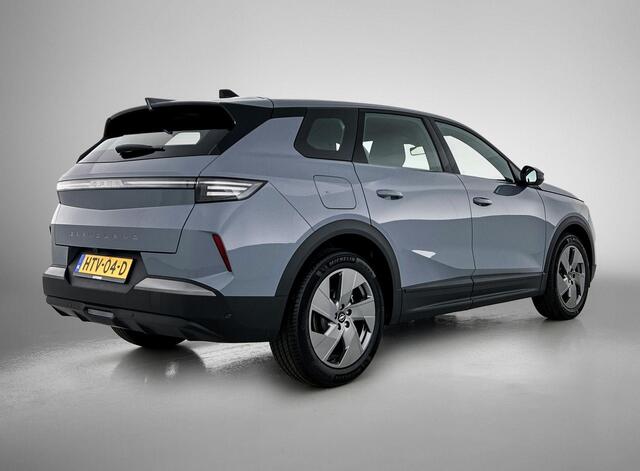 Opel Grandland SUV Hybrid Edition 145PK Automaat | Navigatie via Apple Carplay/Android Auto | Achteruitrijcamera | Verwarmde Comfortstoelen | Trekhaak | LED Koplampen | Elektrische Achterklep met Sensor | 19" Lichtmetalen Velgen | Apple Carplay/Android Auto |
