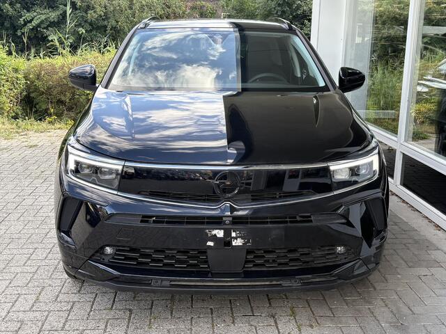 Opel Grandland 1.6 Turbo Plug-In Hybrid 4x4 GSe | AGR Comfortstoelen | 360gr camera | Elektr. Achterklep | Winterpakket | LED koplampen