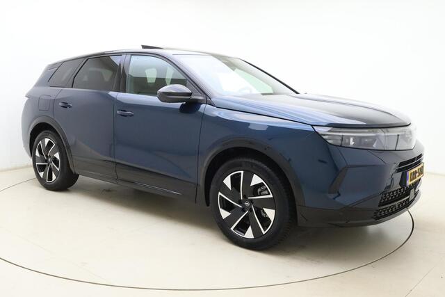 Opel Grandland 1.6 Turbo Plug-in-Hybrid Ultimate | Lederen bekleding | Panoramisch schuif/kantel dak | Stoelverwarming en ventilatie | Achterbankverwarming | Elektrische achterklep | Keyless