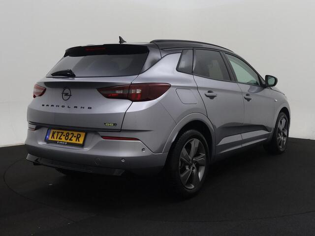 Opel Grandland 1.6 Turbo Plug-In Hybrid 4x4 GSe Winterpakket/ 4S.Banden/Camera/Nav/Ecc/CarPlay/Sportstoelen/El.Klep