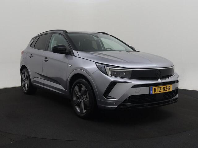 Opel Grandland 1.6 Turbo Plug-In Hybrid 4x4 GSe Winterpakket/ 4S.Banden/Camera/Nav/Ecc/CarPlay/Sportstoelen/El.Klep