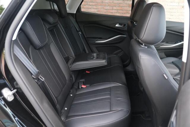 Opel Grandland 1.6 Turbo Plug-In Hybrid 300pk 4x4 EAT8 GSe | Navi | App Connect | Climate | Adaptive Cruise | Keyless | Elektrische Achterklep | Camera | Leder Pakket