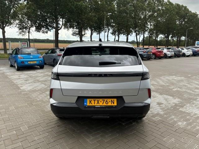 Opel Grandland 1.2 Turbo Hybrid Edition | Schuif- Panorama dak | AGR Stoelen | HUD | Electrische Achterklep | Premium Soundsystem | Winterpakket |