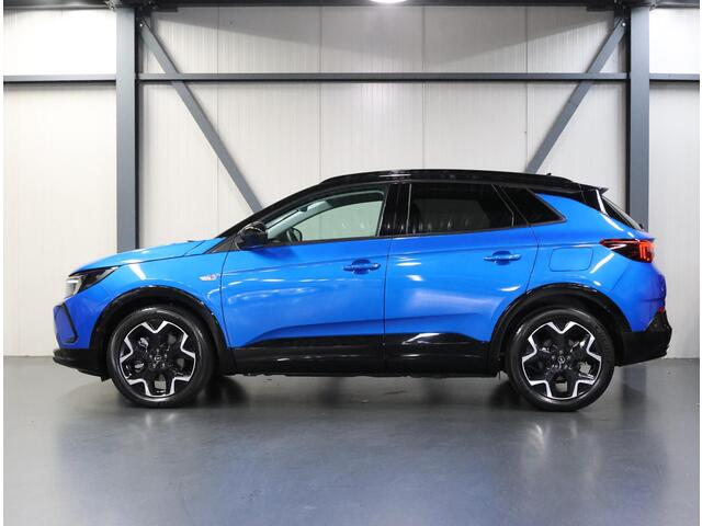Opel Grandland 1.6 225PK Turbo Plug-In Hybrid Ultimate | 1ste eigenaar | Alcantara | Stoel/Stuur/Voorruitverwarming | FULL LED | AGR Stoelen | 360'Camera | Two-tone | Privacy Glass | AppleCarPlay/AndroidAuto | Navigatie | Cruise Control | Keyless | Isofix | Elektrische Achterklep |