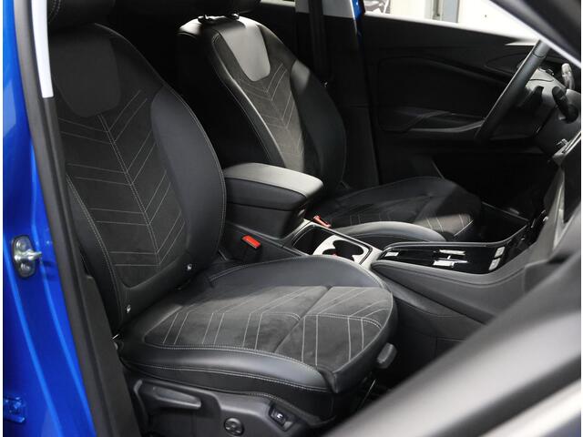 Opel Grandland 1.6 225PK Turbo Plug-In Hybrid Ultimate | 1ste eigenaar | Alcantara | Stoel/Stuur/Voorruitverwarming | FULL LED | AGR Stoelen | 360'Camera | Two-tone | Privacy Glass | AppleCarPlay/AndroidAuto | Navigatie | Cruise Control | Keyless | Isofix | Elektrische Achterklep |