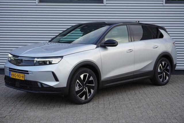 Opel Grandland 1.2 Turbo Hybrid GS / Automaat / Camera / Stoel- en stuurverwarming / AGR-stoelen / Adaptive Cruise