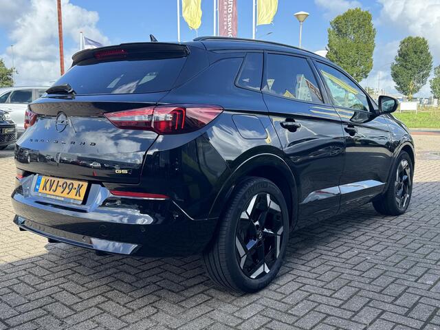 Opel Grandland 1.6 Turbo Plug-In Hybrid 4x4 GSe Werkelijk als nieuw! | 300pk en 1e eigenaar | incl. 2x lader (!) | Camera | 19" GSe LMV | Vol lederen bekleding met stoelverwarming en koeling! | Full LED | Keyless | Climate Control | Ad. Cruise control