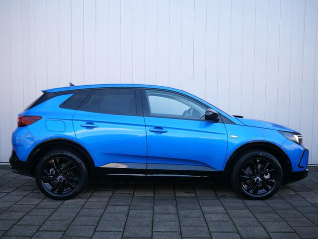 Opel Grandland 1.6 Turbo Plug-In Hybrid Business Elegance 224 Pk Automaat DAB / Apple Carplay / Camera