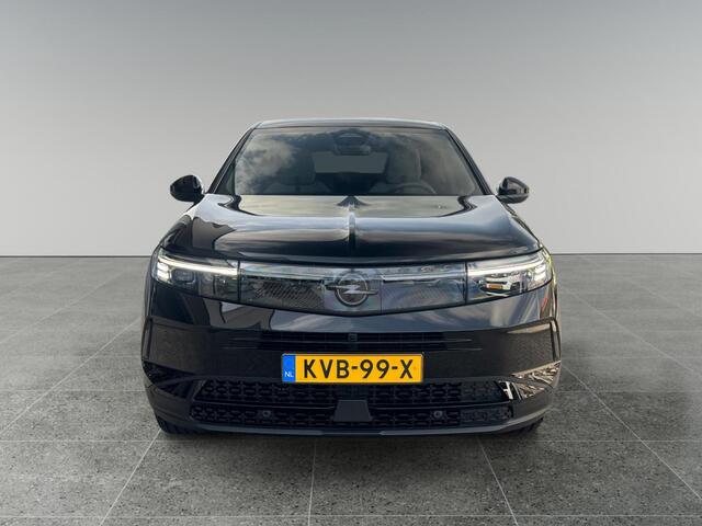 Opel Grandland 1.2 Turbo Hybrid 145pk e-DCS6 Business Edition | PANORAMISCH SCHUIFKANTELDAK | NAVI | 360 VISION | CARPLAY | AGR STOELEN