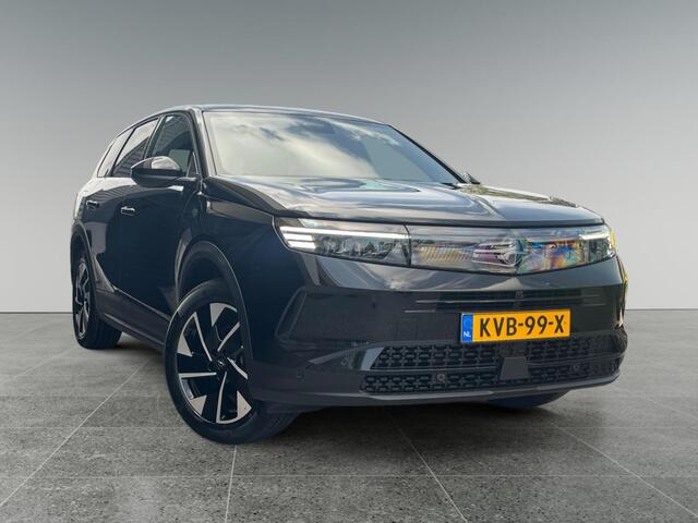 Opel Grandland 1.2 Turbo Hybrid 145pk e-DCS6 Business Edition | PANORAMISCH SCHUIFKANTELDAK | NAVI | 360 VISION | CARPLAY | AGR STOELEN