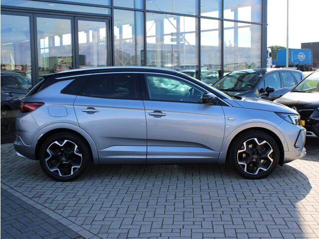 Opel Grandland 1.6 Turbo Plug-In Hybrid 4x4 Business Elegance NAVI / CAMERA / TREKHAAK