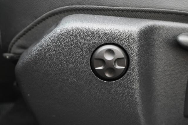 Opel Grandland 1.6 Turbo Plug-In Hybrid Elegance Virtual Cockpit, ACC, Camera, Apple Carplay, DAB, Climate, LED, Rijstrooksensor, 18''