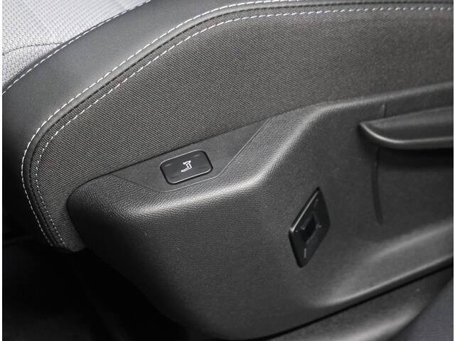 Opel Grandland Electric Business Edition 73 kWh 214PK | AGR-stoelen | Adaptieve Cruise Control | 360° Camera | Elektrische achterklep | FOCAL soundsystem | Warmtepomp | Head-up | Panorama dak |