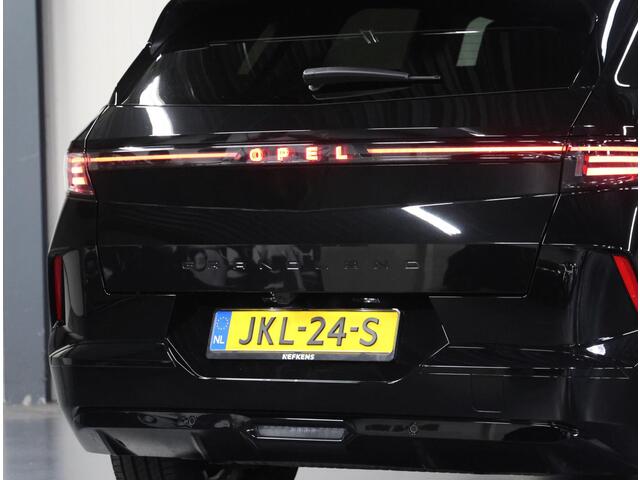 Opel Grandland 1.6 Turbo 195PK Plug-in-Hybrid GS | 1ste eigenaar | Head-up display | AppleCarPlay/AndroidAuto | Schuifkanteldak | Navigatie | Adaptieve Cruise Control | Keyless | AGR Stoelen | Stoel/Stuur/Voorruitverwarming | FULL LED | 360°Camera | Isofix | Privacy Glass |