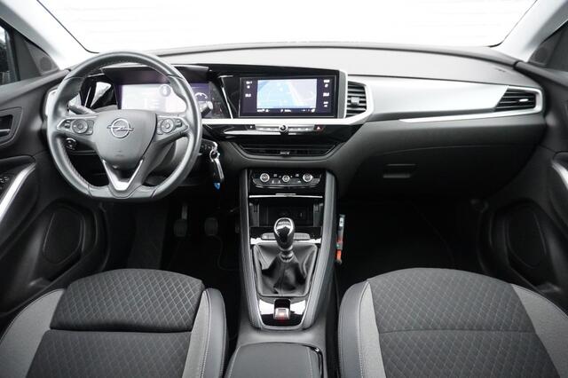Opel Grandland 1.2 Turbo Business Elegance / Camera / Adaptieve LED koplampen / Navigatie