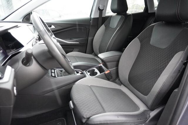 Opel Grandland 1.2 Turbo Business Elegance / Camera / Adaptieve LED koplampen / Navigatie