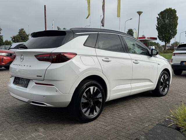 Opel Grandland 1.6 Turbo Plug-In Hybrid Level 3 Als nieuw!! en geheel rijklaar incl. garantie en beurt | Leer-Alcantara AGR stoelen | Keyless | 2x lader | Full LED | Cruise adaptief | Climate | Camera | Winterpakket met stuurverwarming | Carplay en Android auto