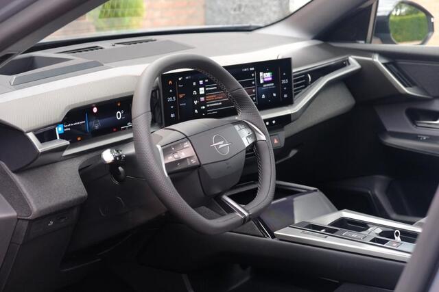 Opel Grandland 1.2 Turbo Hybrid 145pk eDCT6 GS - Panoramadak - Adaptive Cruise - Head-up display - Stoelverwarming - Elektrische achterklep - 360° Camera - Focal Audio