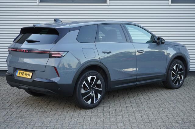 Opel Grandland 1.2 Turbo Hybrid GS / Automaat / Pano / AGR-stoelen / Stoel- en stuurverwarming / Camera – foto 3