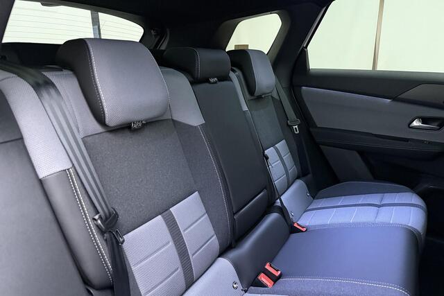 Opel Grandland Electric Business Edition 73 kWh | Panoramisch schuifdak | Electrische achterklep | Keyless | Stoel & Stuurverwarming | Navigatie | AGR Stoelen – foto 10
