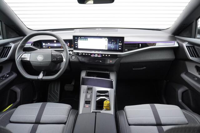 Opel Grandland 1.2 Turbo Hybrid GS / Trekhaak / AGR-stoelen / Stoel- en stuurverwarming / Camera – foto 4