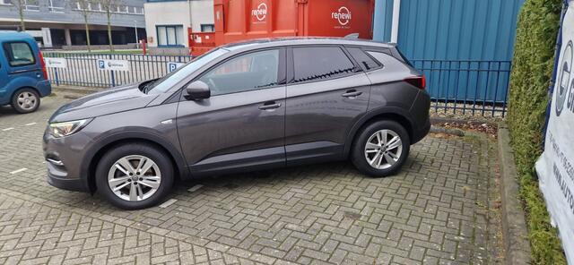 Opel Grandland X 1.2 Turbo Online Ed.