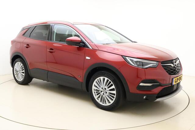 Opel Grandland X 1.6 Turbo Hybrid 225pk Innovation | Navigatie | Camera | Lederen bekleding | Stoelventilatie | Elektrische achterklep | LED koplampen | Parkeersensoren