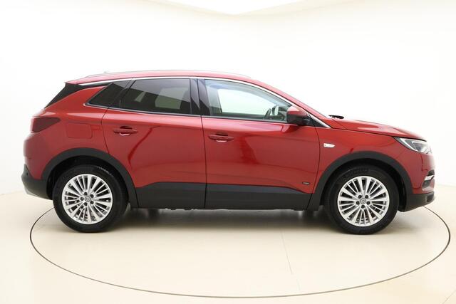 Opel Grandland X 1.6 Turbo Hybrid 225pk Innovation | Navigatie | Camera | Lederen bekleding | Stoelventilatie | Elektrische achterklep | LED koplampen | Parkeersensoren