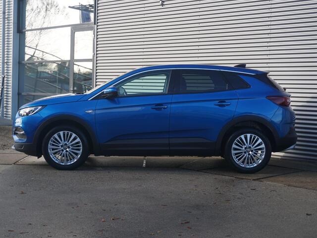 Opel Grandland X 1.2 Turbo Business Executive