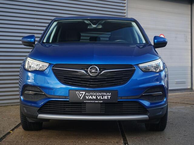 Opel Grandland X 1.2 Turbo Business Executive
