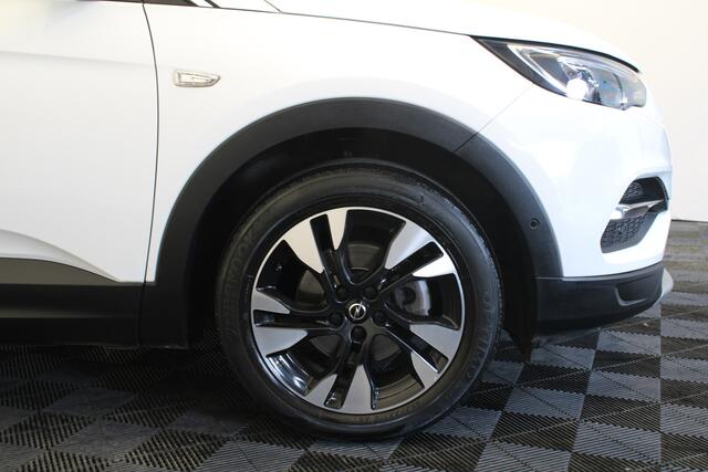 Opel Grandland X 1.2 Turbo Business Executive |Trekhaak|Navi|Elek klep|