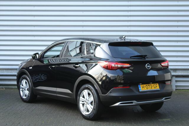 Opel Grandland X 1.2 Turbo 131pk Business Executive NL-Auto NAP Clima Cruise Navi Carplay Keyless 17"LMV