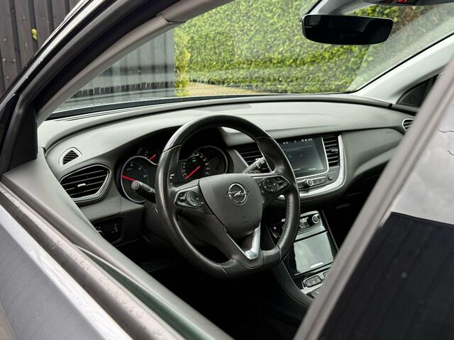 Opel Grandland X 1.6 Turbo Hybrid Ultimate