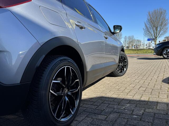 Opel Grandland X 1.2 Turbo Innovation AUTOMAAT | Trekhaak | Panorama dak | Winterpakket | Clima | Navi | Carplay