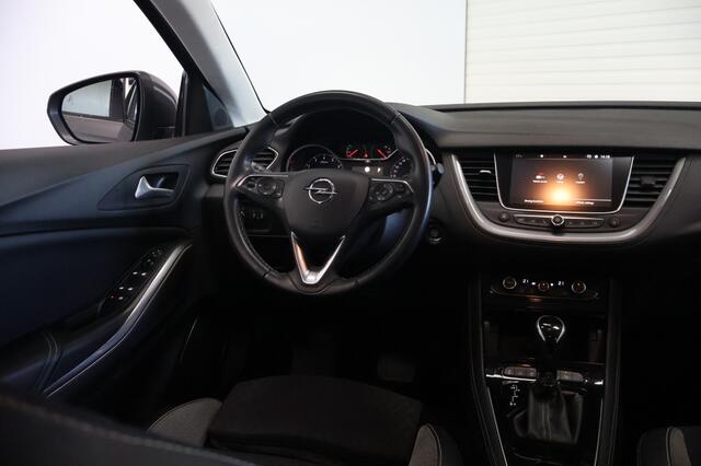 Opel Grandland X 1.2 Turbo Business executive | Carplay | Navigatie