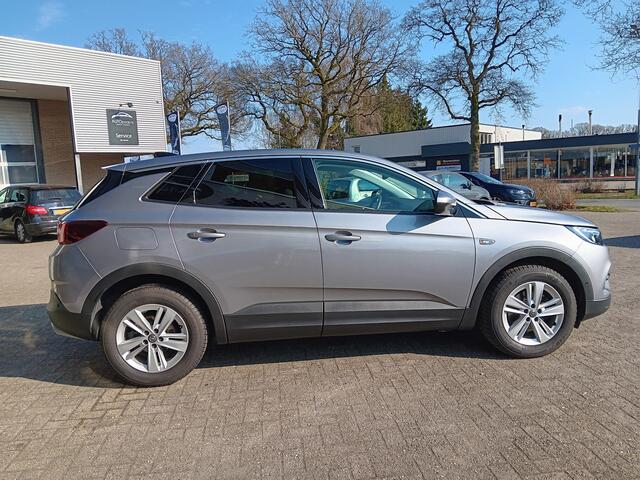 Opel Grandland X 1.2 Turbo Business Executive|AUTOMAAT||STOEL/STUURVERW|NAV|NIEUWSTAAT