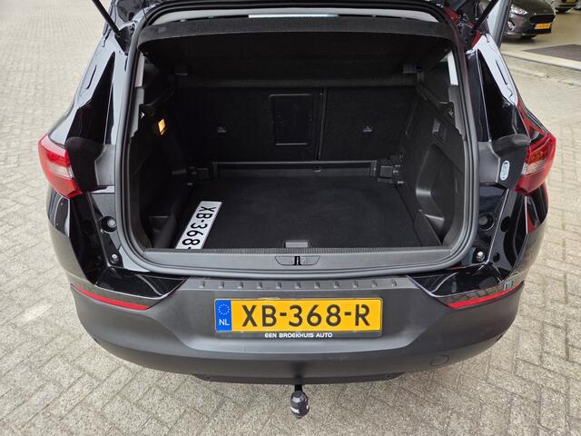 Opel Grandland X 1.2 Turbo 131 pk A/T Innovation | Trekhaak | Stoel verw.