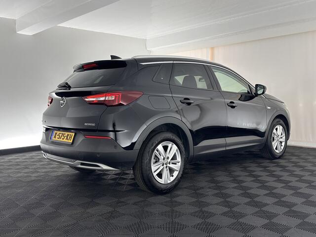 Opel Grandland X 1.2 Turbo Business Executive *1/2LEATHER | FULL-LED | NAVI-FULLMAP | CAMERA | KEYLESS | DAB+ | SPORT-SEATS | 17''ALU | ECC | PDC | CRUISE*