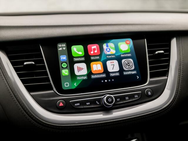 Opel Grandland X 1.2 Turbo Elegance Sport (PANORAMADAK, APPLE CARPLAY, GROOT NAVI, LEDER, 360 CAMERA, SPORTSTOELEN, GETINT GLAS, LED KOPLAMPEN, NIEUWE APK, NIEUWSTAAT)