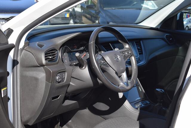 Opel Grandland X 1.2 Turbo Business Executive PANORAMA